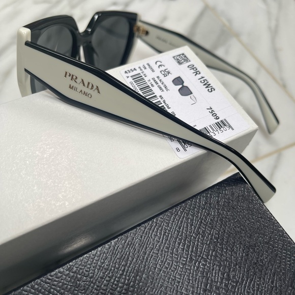 PRADA OR MAYBE J-LO SUNGLASSES, SHE HAS BEEN SEEN IN THIS PAIR EVERYWHERE - Picture 13 of 16